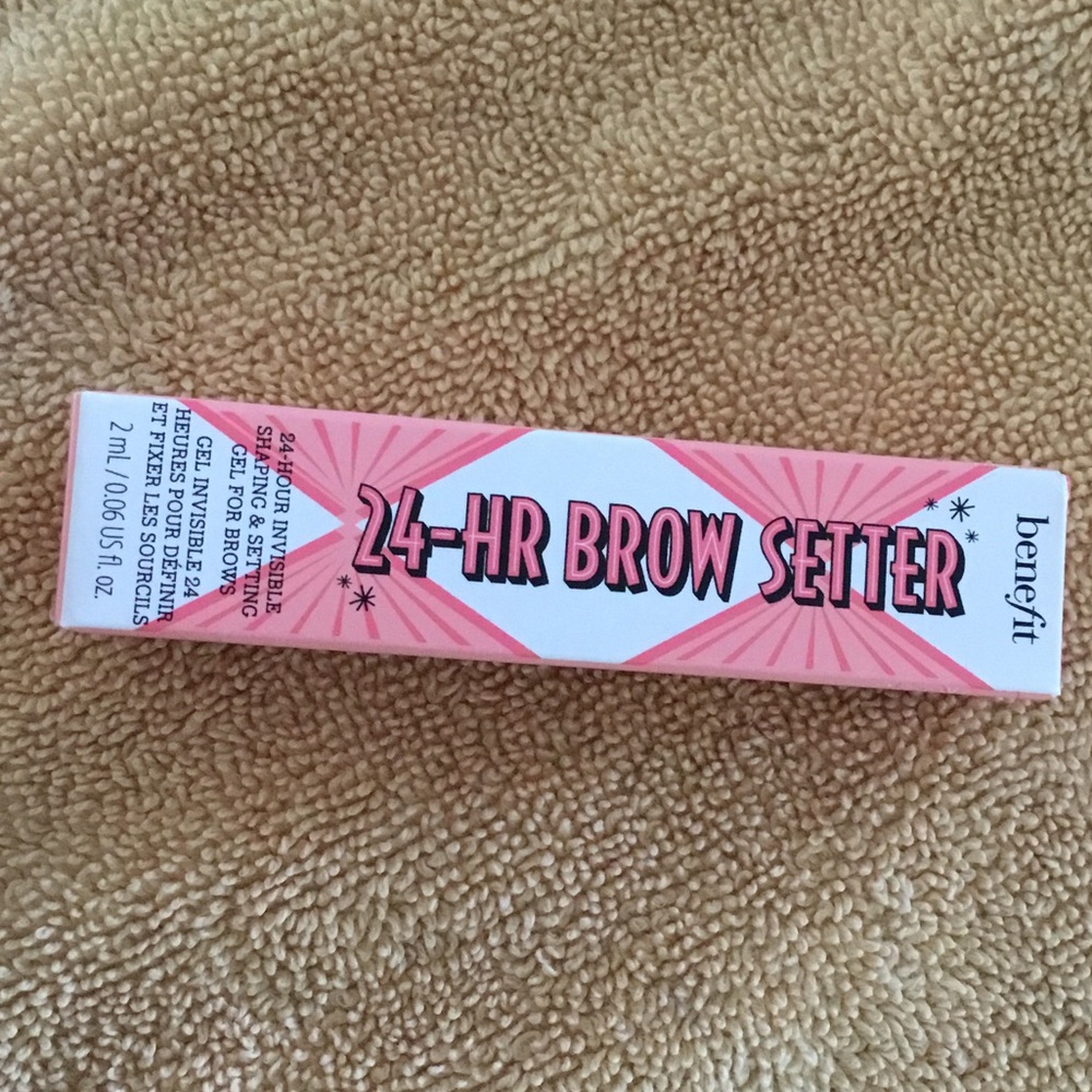 Benefit Brow Setter Gel in Pink and White Box